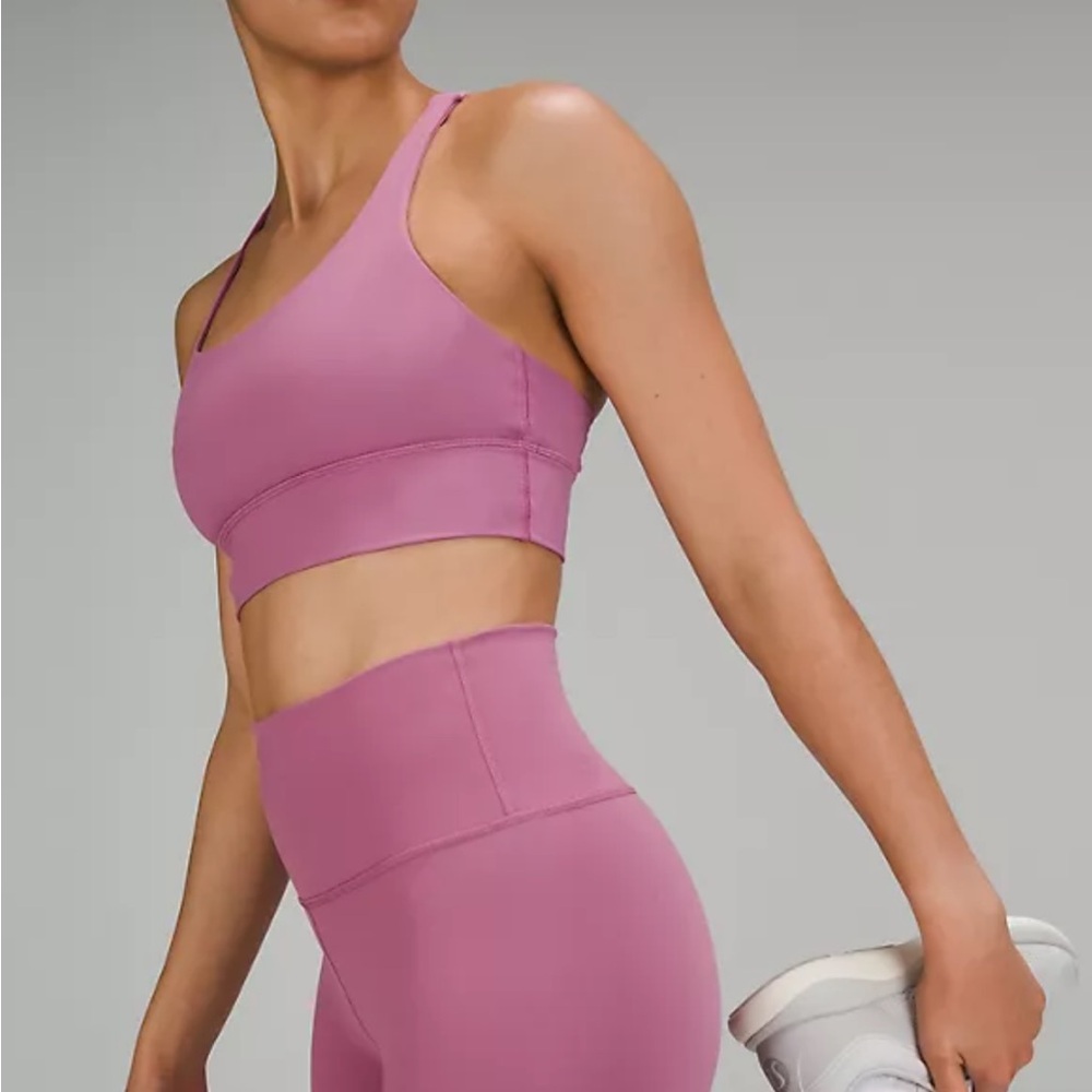 lululemon Energy Longline Bra
Medium Support, B–D Cups